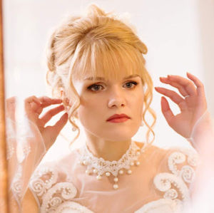 Meet your Posher, Lilia